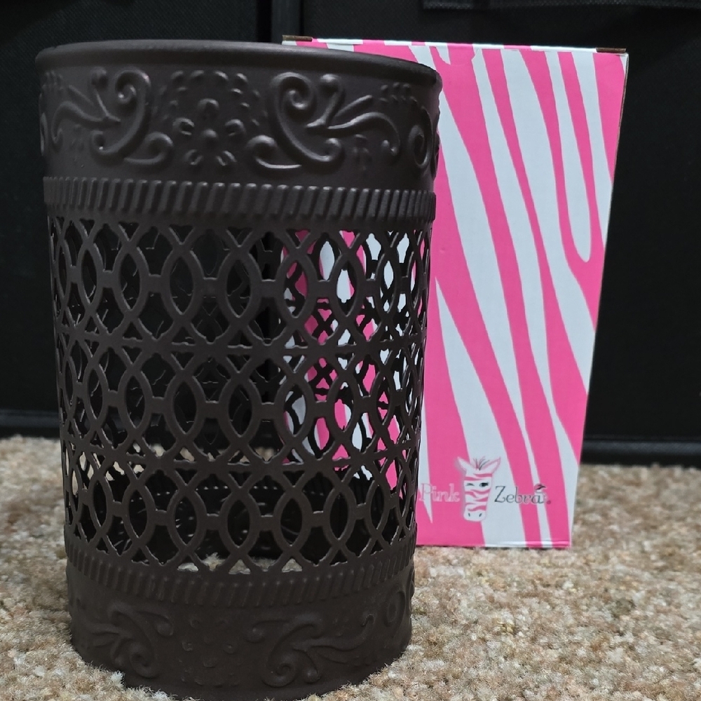 Pink Zebra Moroccan Metal Shade - Picture 2 of 5